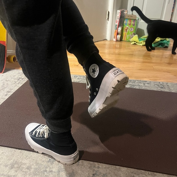 Converse Hightop platform sneakers - Picture 3 of 10